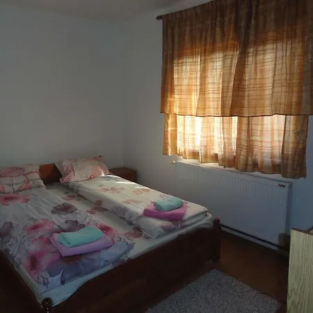 Stara Planina Vesela Kuca Jalovik Izvor