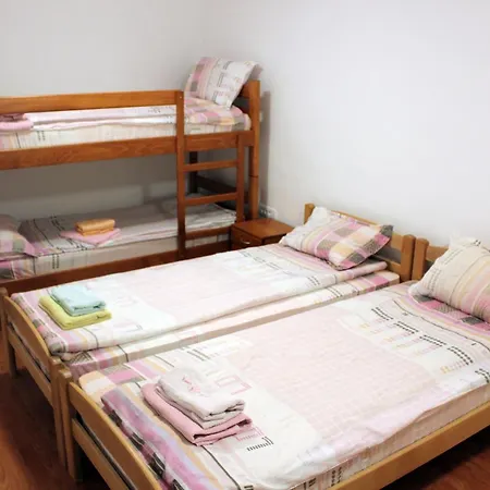 Stara Planina Vesela Kuca Guest house Jalovik Izvor